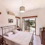 Meadowlands Villa *