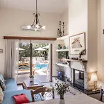 Villa Meadowlands *